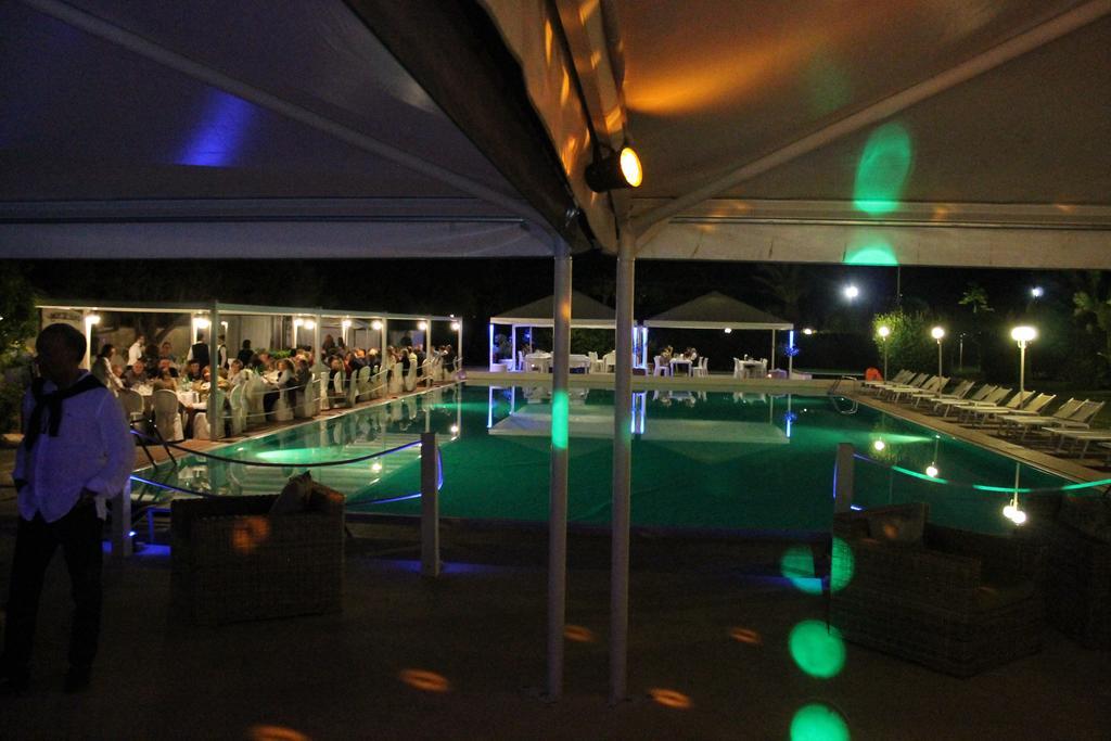 Valle Di Mare Country Resort Fontane Bianche Exteriér fotografie