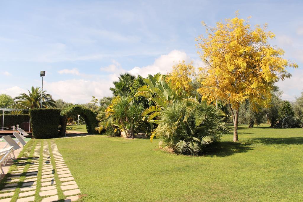 Valle Di Mare Country Resort Fontane Bianche Exteriér fotografie
